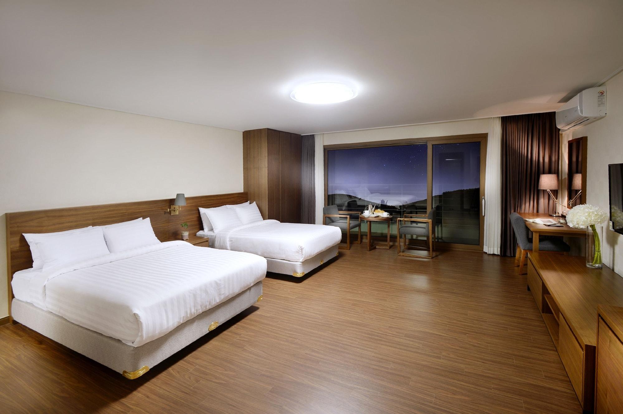 เชจู แอโร่สเปซ โฮเต็ล Hotel ซอกวีโพ ภายนอก รูปภาพ