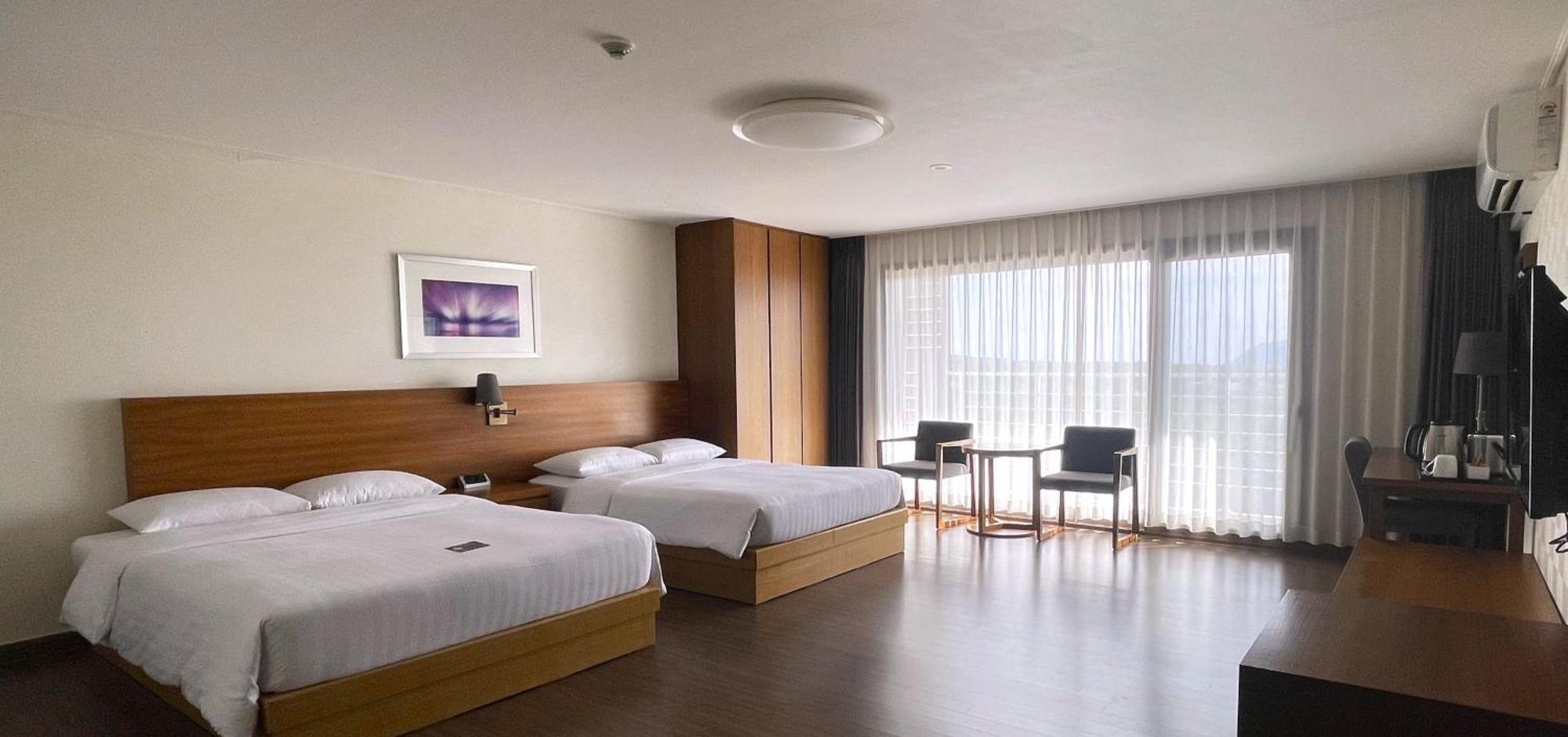 เชจู แอโร่สเปซ โฮเต็ล Hotel ซอกวีโพ ภายนอก รูปภาพ