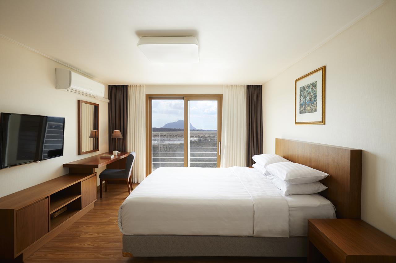 เชจู แอโร่สเปซ โฮเต็ล Hotel ซอกวีโพ ภายนอก รูปภาพ