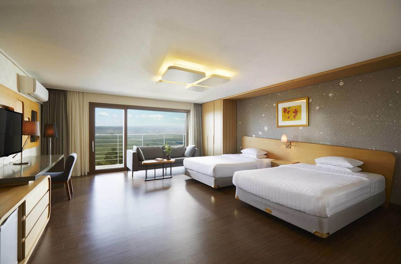 เชจู แอโร่สเปซ โฮเต็ล Hotel ซอกวีโพ ภายนอก รูปภาพ